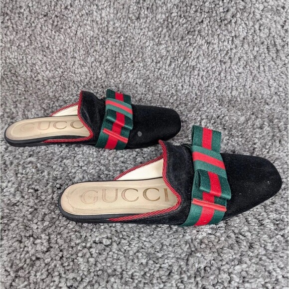 Gucci Black and Green Flats with Red Accents - Picture 4 of 6